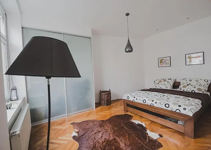 A Cosy In The Centre * ברטיסלאבה